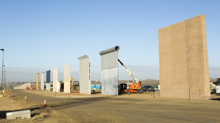 ワンマン経営者のもと、地盤沈下する米国政府